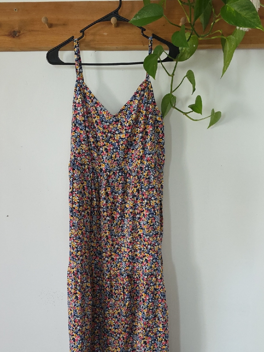 Old Navy Floral Spaghetti-Strap Maxi Dress in Navy with Pink, Yellow and Green
